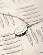 pendant necklace in silver