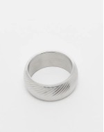 waterproof stainless steel diagonal texture band ring in silver