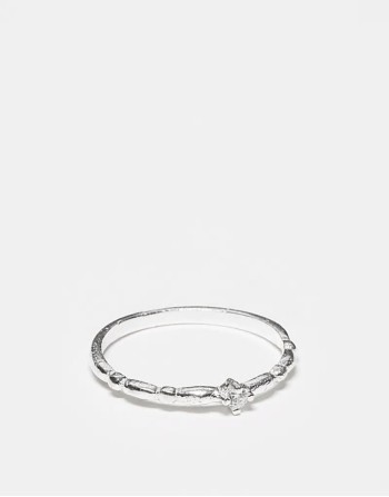 band ring with cubic zirconia in sterling silver